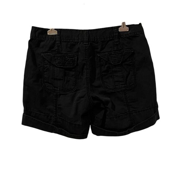 3 for $30! Calvin Klein black cargo shorts. Size 4 - Picture 6 of 8